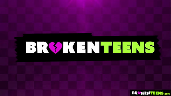 Naughty  Eden Adams Tries For The First Time To Fuck On Cam