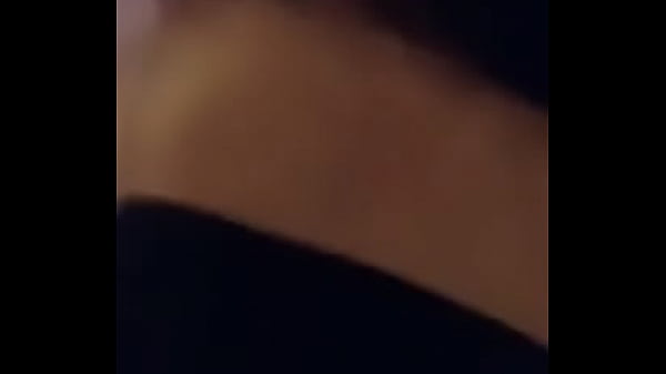 despues de una noche de copas mi esposa me pide que la ponga de perrito, le encanta tener mi pene dentro de ella