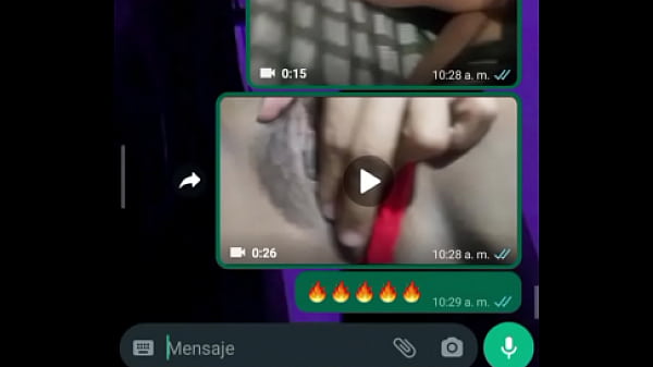 parte 1, comienzo a chatear con mi compa&ntilde;era de algebra la que tiene un culo grande y nos citamos para follar en mi casa  