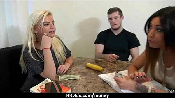Amateur lets the pussy talk 26