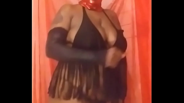 NPLEASURES red mask fetish