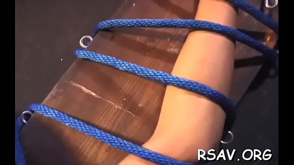 Hottie dominates roughly  