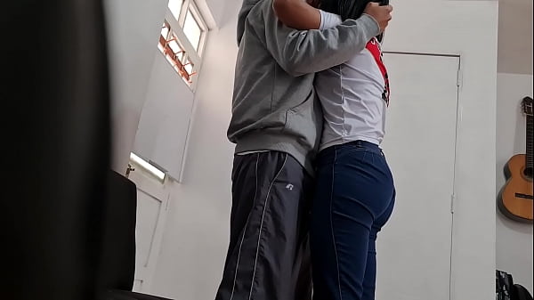 espio a mi vecina follando