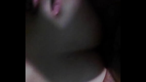 con musica de fondo para que no se escuchen los gemidos de moocherry