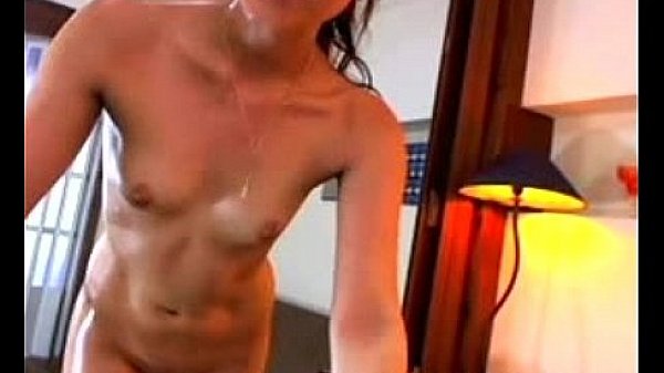 Sexy chick with oiled body teasing on cam