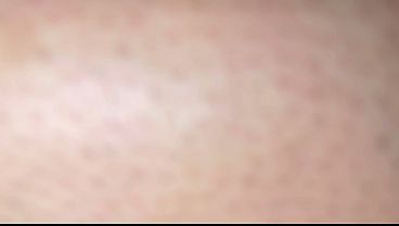 Deixei meu marido abrir caminho e depois dei o cu pra essa rola gigante sem camisinha! 