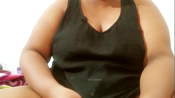 Asian srilankan milf sexy tits
