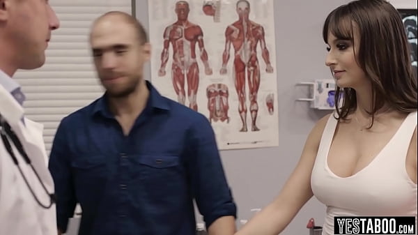 Lexi Luna sucked hard cock before she enjoyed rough sex