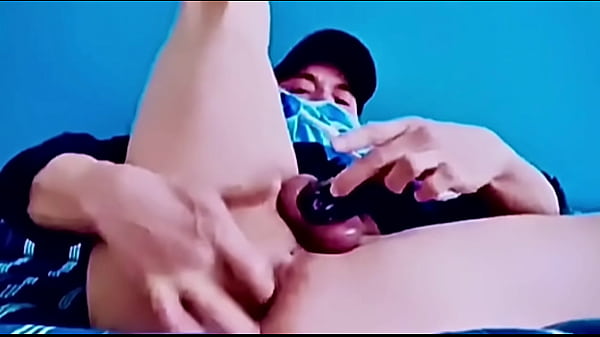 Macho heterosexual que eligi&oacute; hacer contenido er&oacute;tico gay para obtener m&aacute;s ingresos 