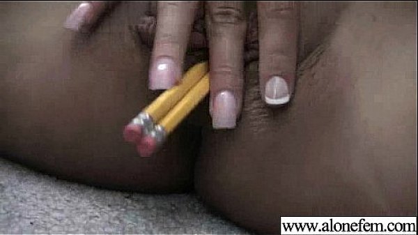 Solo Freak Girl Use Sex Toys To Get Climax movie-08  