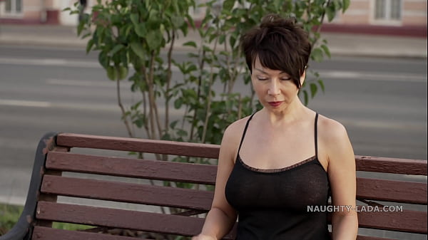 Bottonless in public