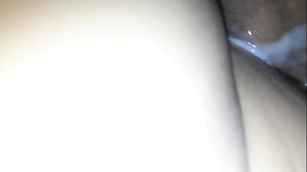 Em vk nước lồn như suối . Sướng con cả chim . C&oacute; anh em n&agrave;o loạn lu&acirc;n với em vk ko