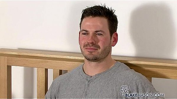 Handsome Scott Is Inexperienced!