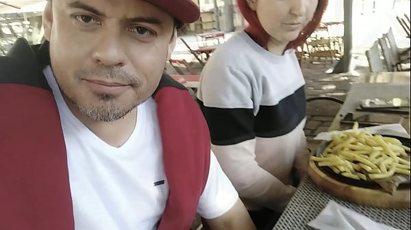 No almo&ccedil;o no centro de porto alegre conheci uma mo&ccedil;a e a convidei para um sexo  