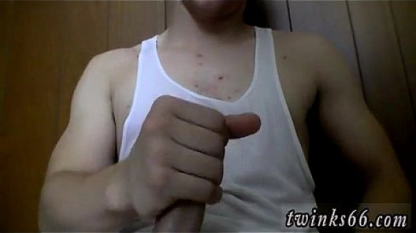 Gay pissing porn gallery Drenched and horny, he kicks back and drains