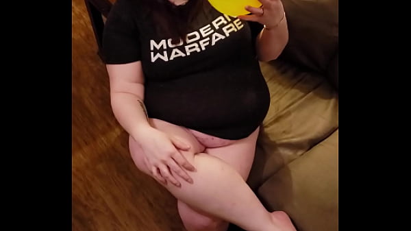 Balloon Fetish - My First Ever Blow To Pop (New Looner)