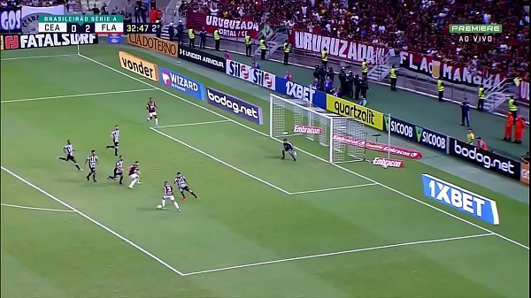 Flamengo arrombando a putinha do norte