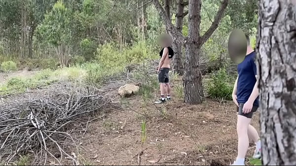 Amateur horny twink cruising for sex in the woods founds a nice big cock to suck and they both cum