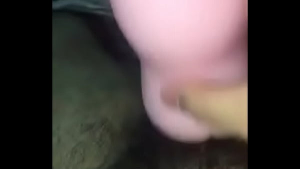 E14B7DBF-C19B-4ED6-B5FB-C805BE38D83F.MOV  