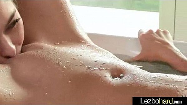 Teen Lesbians Kiss And Lick Pussy On Camera clip-03