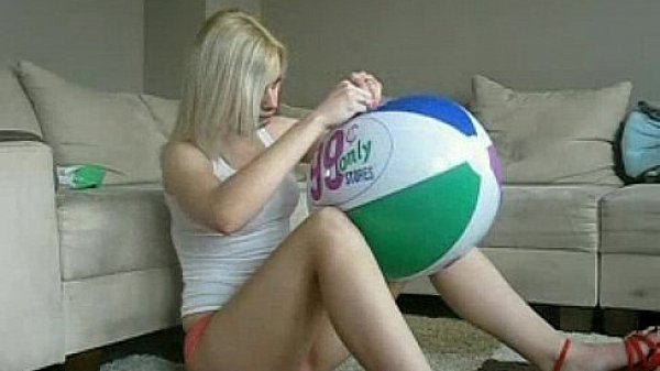 Bored Sophie entertains herself with pussy play