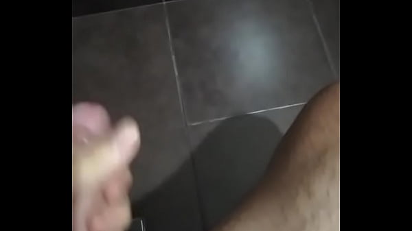 mira como me jalo el ganzo