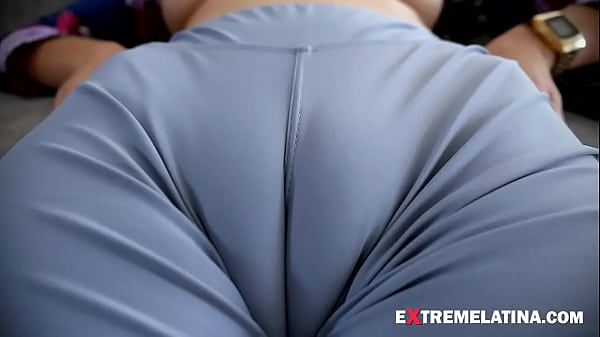 Slim Babe Big Cameltoe Round Ass in Tight Lycra Spandex Gapes & Fists