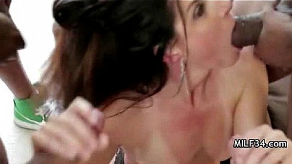 Hot Cougar Milf vacation fucking