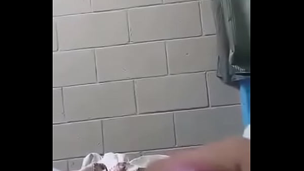 Masturbandome para caro