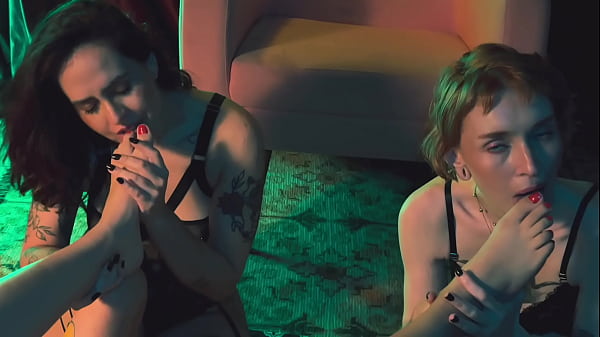 Now They Just Want To Kiss Feet Covered With Honey  