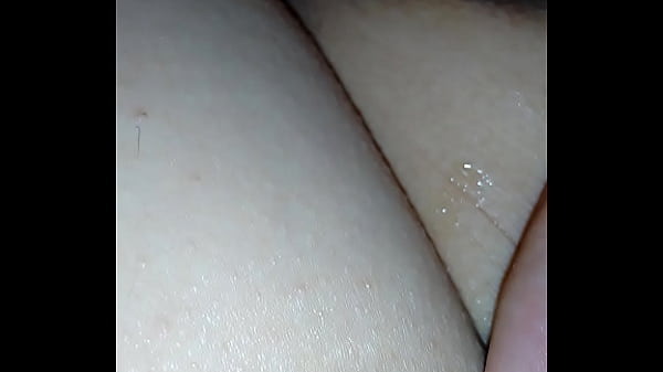 Relaxando o cusao antes de ser arrombado