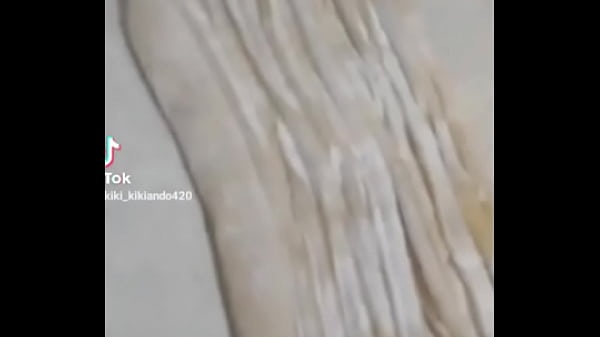 Cocinando pasta con aceite de c.annabis artesal