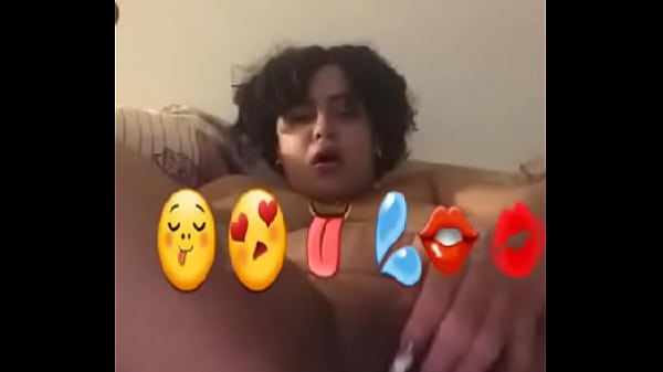 Latino creams on cam  