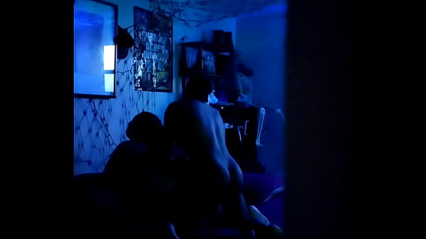 Gor!lla Heavy Dick Show