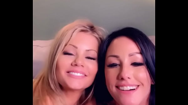 Two IG models playing with a HUGE DILDO  