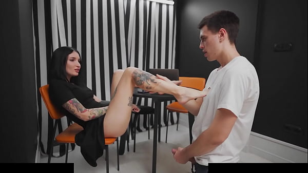 he worships all fingers on my sweet feet