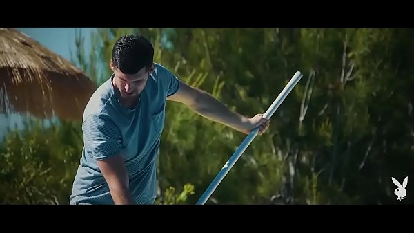 Black teen with big tits likes white cock 