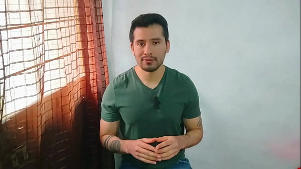 Hombre alba&ntilde;il casado se folla al joven que le da trabajo! lo usa a falta de vagina 