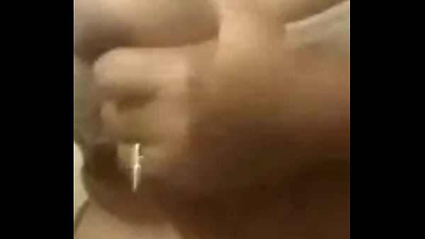 Pechos perfectos me sacan la leche  