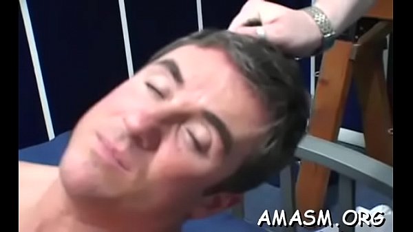 Mesmerizing girlie cums on camera  