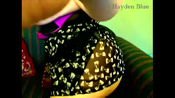 Hayden gives you JOI for your little penis