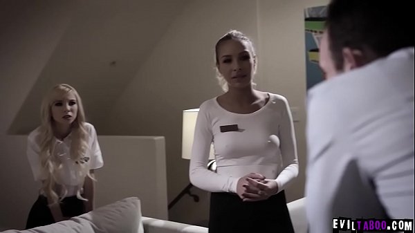 bestriends shared cock in a threesome 