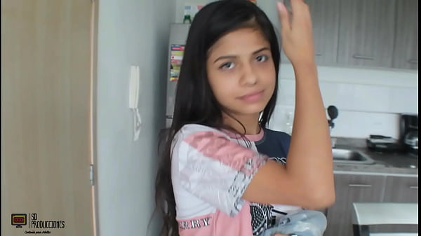 CREAMPIE EXTREMO! Hermanastra caliente chorrea semen- Porno en espa&ntilde;ol