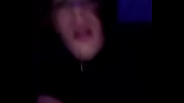 Brenda Pavanelli Sissy sendo arrombada no pelo