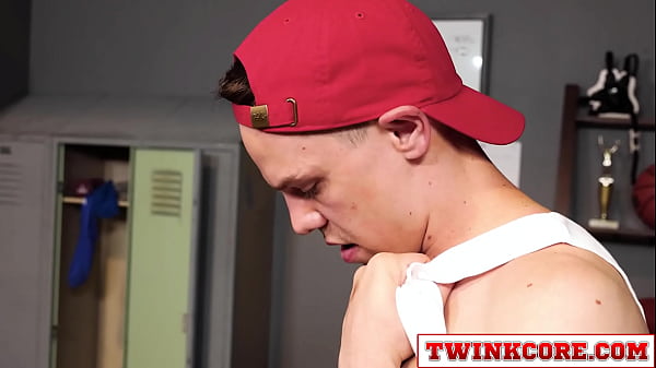 New star athlete Jack Savvy fucks Mark Lax 