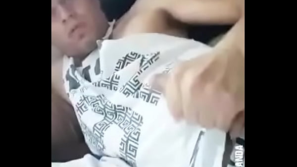 Fragado em seu celular porn&ocirc; dele 