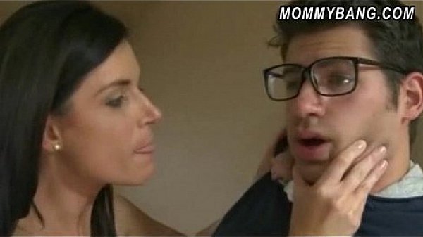 Hot milf India Summer and teen beauty Melanie Raine threeway