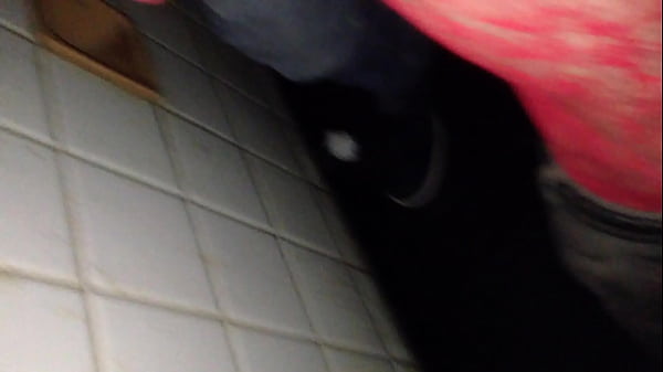 IMG 4804 Dando no Cine para Negao de 23CM usando a calcinha fio pink borboleta da Li esp da Wadr part2 2017.MOV 