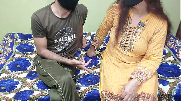 Indian Desi bhabhi ny Dhod waly ko Paiso k Badly Gand dy k Khush kr Diya Hindi Audio Xxxxx