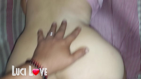 Esposa guarra tiene encuentro sexual con su primo, le dejo con la leche dentro de su panochita  